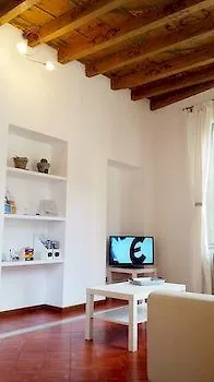 Apartment Sweet *