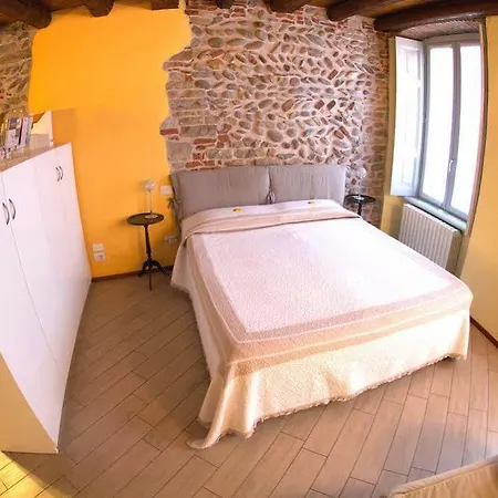 Sweet Apartment *